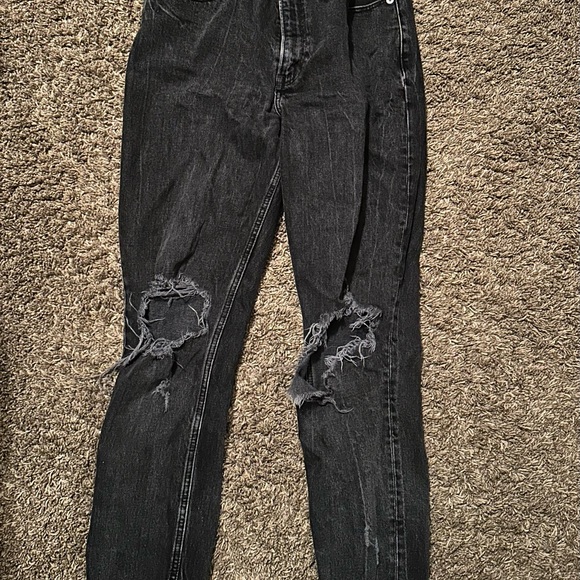 Abercrombie & Fitch high rise mom jeans - Picture 4 of 5